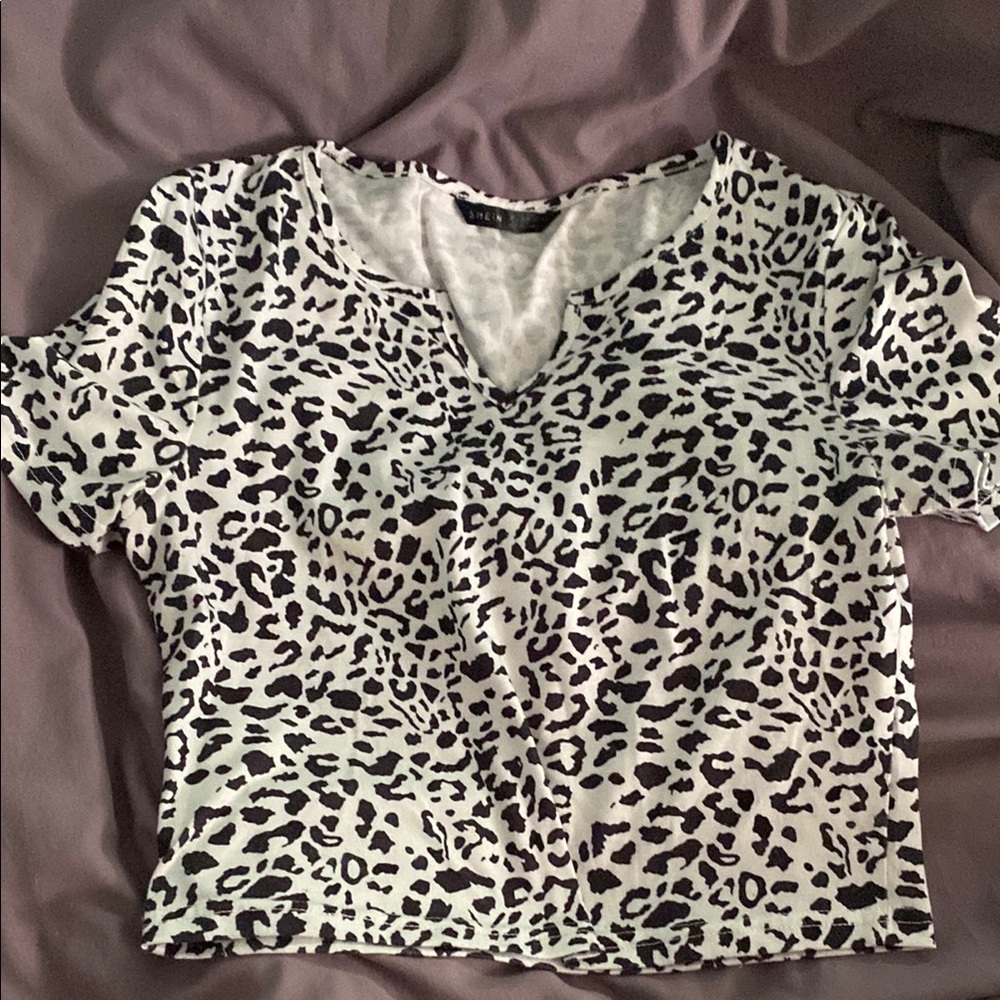 Black and White Cropped Buttoned T-Shirt